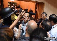 沐鸣主管警队四协会齐轰段崇智包庇暴力学生