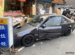 沐鸣招商主管两毒贩偷车遇截查 揸车逃逸连撞16车撞伤3路人