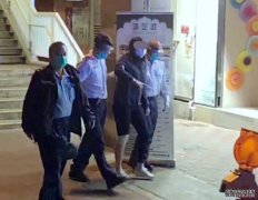 沐鸣平台开户炮台山「连侬牆」贴纸喷字 3女涉刑毁被捕