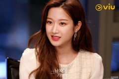 沐鸣手机版下载周身刀张张利　学霸文佳煐精通德文英文