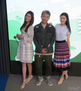 爆阿Dee负责性感担当沐鸣软件下载 Double S三点式上阵再派糖