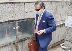 指证监会屡宽容商交所 沐鸣帐号注册张供称不相信会收回牌照