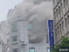 【钱柜大火】主管29岁男子抢救多日未有好转 家属忍痛同意拔喉