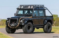 沐鸣苹果版APP下载《007:幽灵党》中的路虎卫士将被拍卖