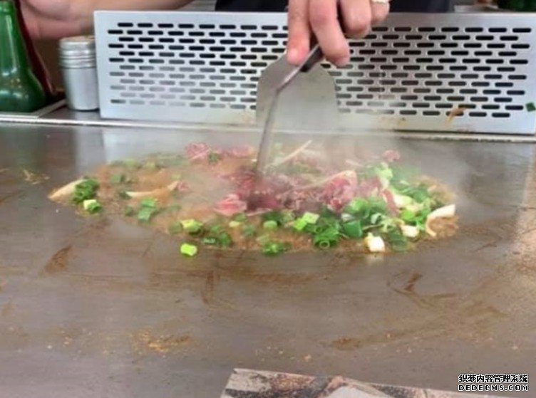 台湾女食客遭店员嘲笑身形沐鸣直属总代 霸气人夫出头妻讚爆「无嫁错人」