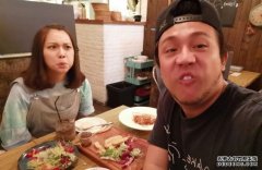 沐鸣手机app结婚周年二人世界庆祝 张致恒：多谢老婆用一年时间改变我个心