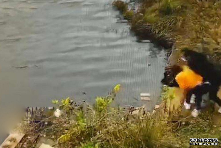 南京妇遭友推下水沐鸣代理开户溺毙案 女儿澄清母与凶手非闺密