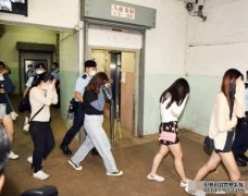 警葵涌工厦捣无牌吧拘2人 36沐鸣娱乐注册酒客收传票最细14岁