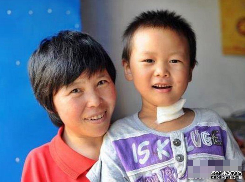 父意外早逝母行动不便沐鸣招商主管 6岁男童独力撑起头家