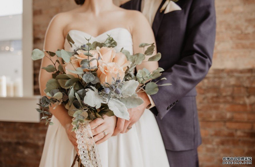 台男与同一人结3次婚离两次婚 欲申沐鸣直属代理请多两次婚假被拒