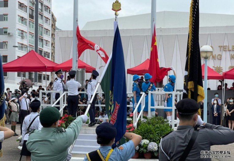 在港台办升旗礼沐鸣官网测速 纪念五四运动102周年