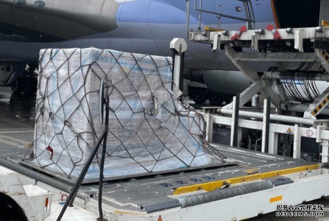 沐鸣代理招商15万剂莫德纳疫苗今午抵台 蔡英文：须低调谨慎进行