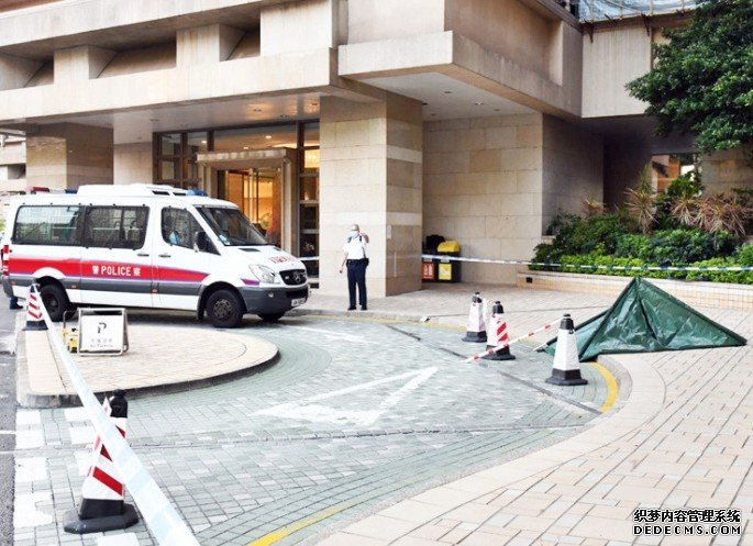 青衣29岁男留下遗书 蓝沐鸣登录澄湾防火层堕楼倒毙平台