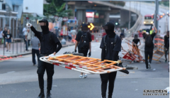 22岁大学生及工程沐鸣APP下载师袭警罪成 分别判囚10月及11月