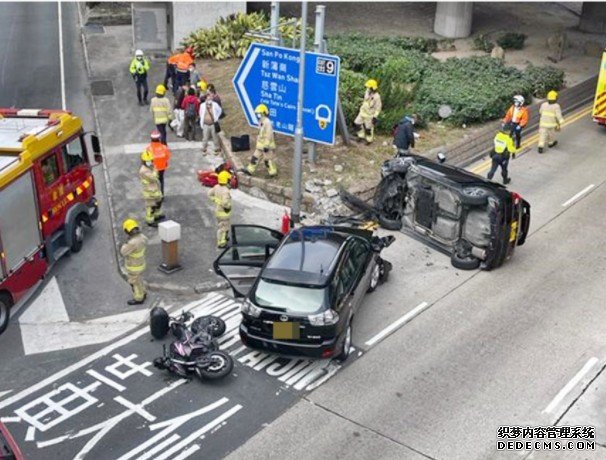 龙翔道3车串烧私家沐鸣代理车翻侧 两司机清醒送院