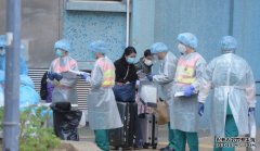 葵涌九龙湾两沐鸣代理厦11人违强检令 5人被罚1万