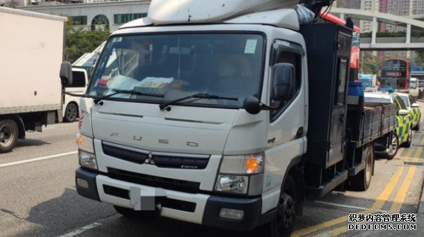 中型货车龙翔道遇查 沐鸣登录司机涉停牌期间驾驶等2宗罪被捕