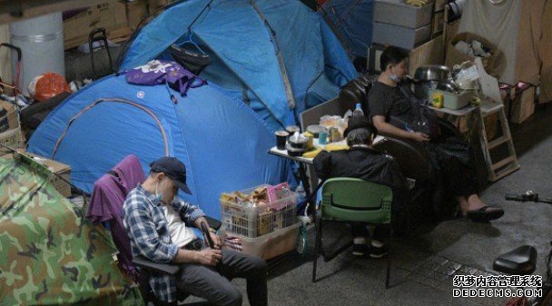 沐鸣登录新冠疫情期间露宿者曾增至逾1500人 社署按需要提供支援