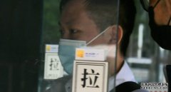 两男在湾仔引爆纸箱其一认沐鸣代理妨扰罪 警方指被告曾放入樽装物