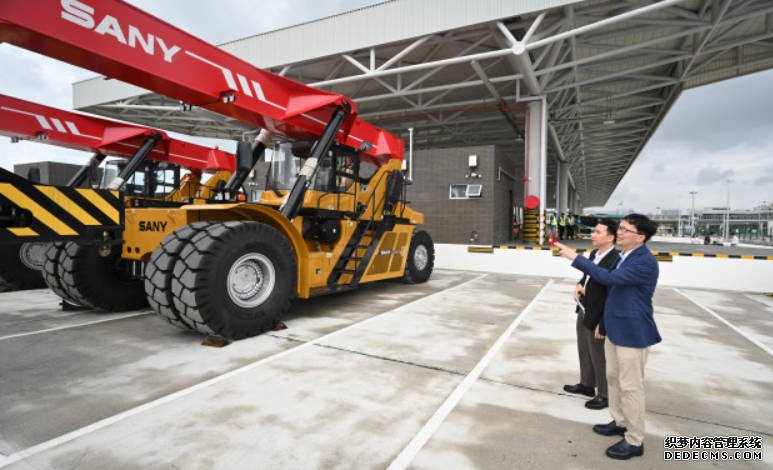 港珠澳大橋澳門口岸轉運站明起運作 欧亿港貨車赴澳初期日限400架次