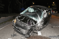 荃灣七人車撞運油車尾後反車 男司機疑行車時使用手機肇禍沐鸣测速