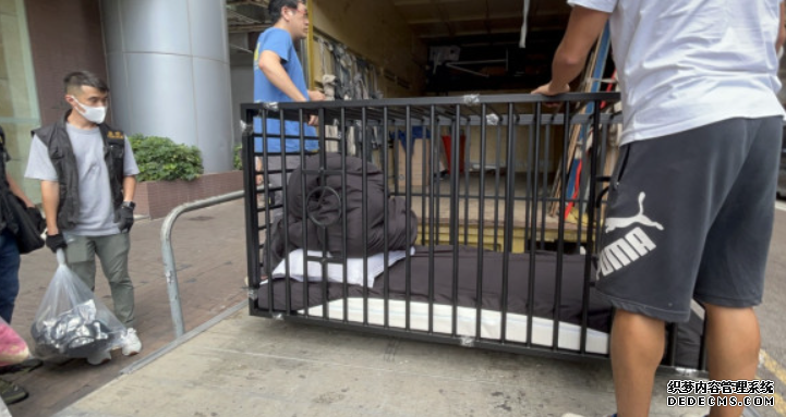 612基金|國安處搜瑪麗醫院顧問醫生住所 檢大量SM工具包括大鐵籠沐鸣注册开户