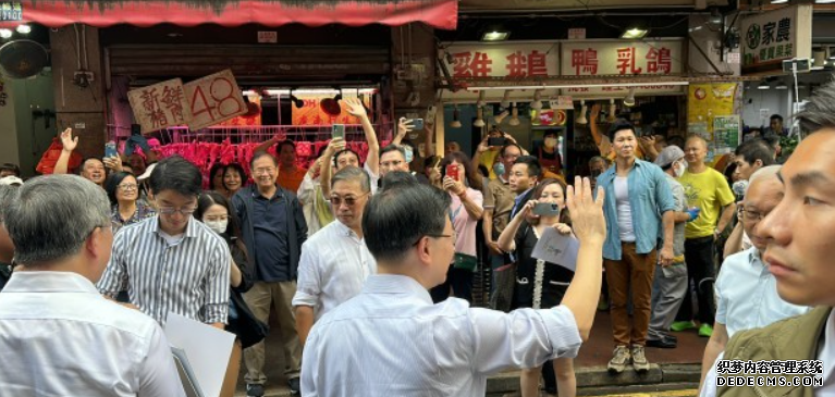 施政報告2023|李家超到元朗視察阻街 肉檔:沐鸣测速特首做得幾好 可以擺出多三呎就最好