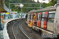 港鐵粉嶺站28歲男子墮軌亡 上水至太和站列車服務一度暫停沐鸣